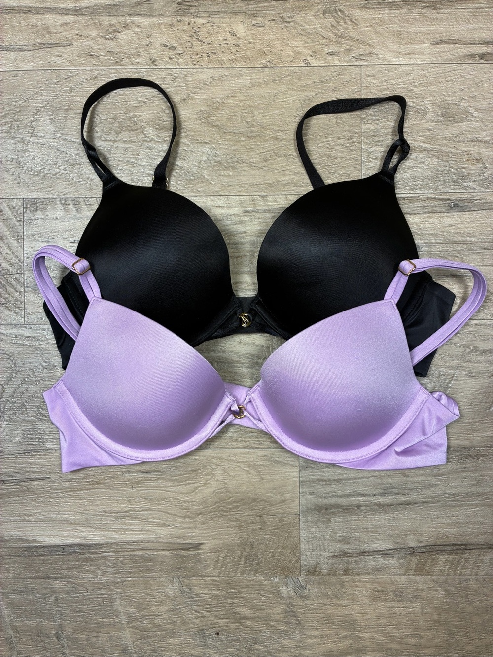 Victoria Secret 2 Satin Bombshell Plunge Sexy Push Up